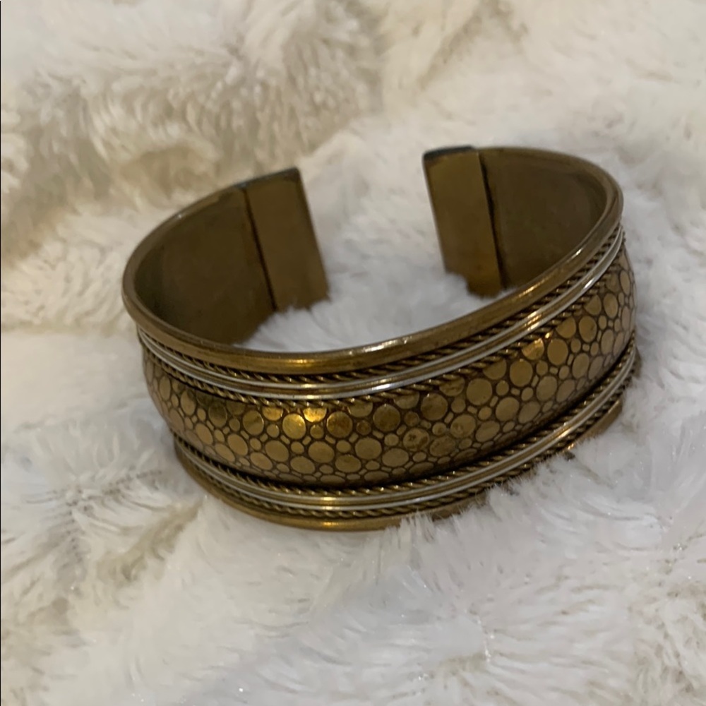 Gold Tone‎ Vintage Cuff Bracelet with Intricate Design